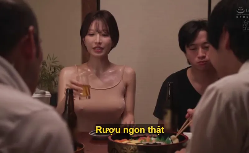 Cô vợ gạ chịch cả gia đình ông xã vì ông chồng dẫn về quê rồi bỏ bê nứng lồn sml